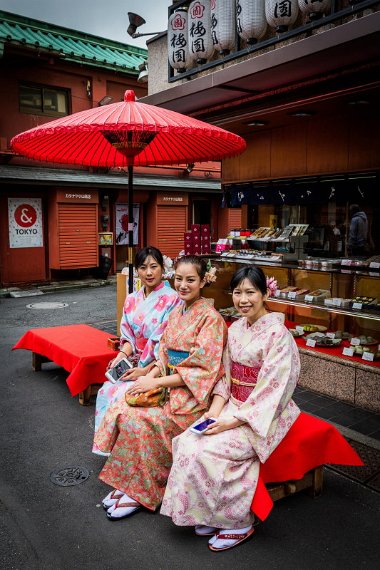 13 Tokyo, nakamise straat.jpg